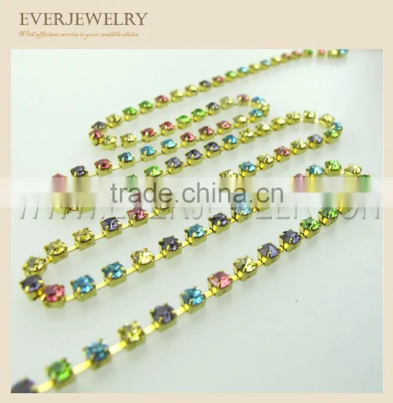 close rhinestone cup chain