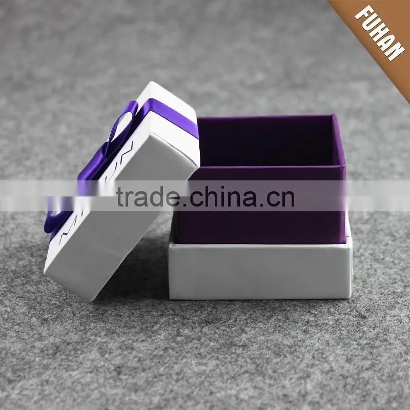 Factory Supply Customized Cardboard Folding Paper Gift Box