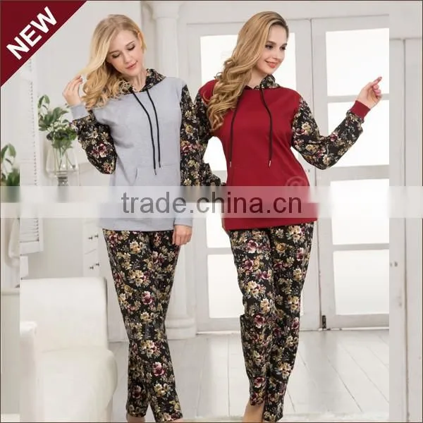 New wholesale cvc women fancy printing pajama with hood custom front pocket design winter pajamas set for lady