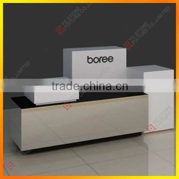 Full set retail display table with multiple-function