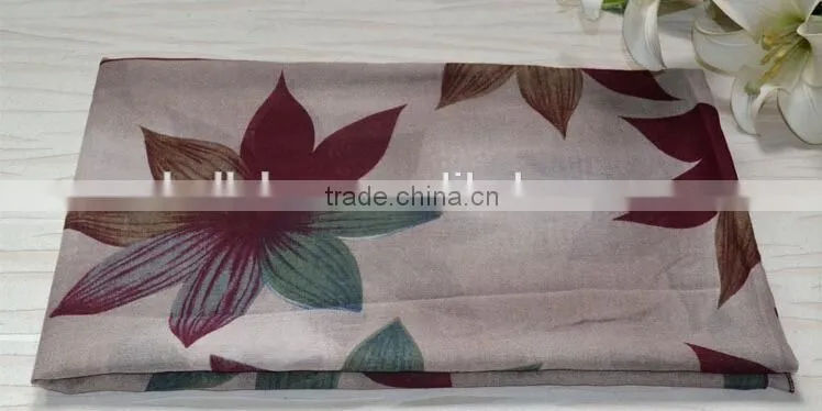 High Quality Large Elegant Flower Printing Encrypt Polyester Voile Scarf for Women