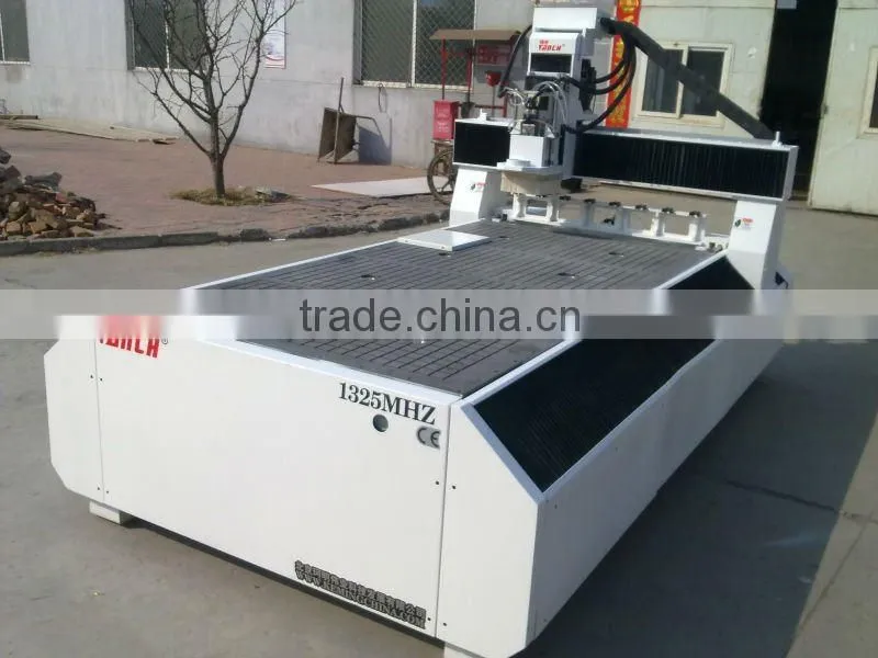 Taiwan Syntec Controlling CNC Router/CNC Woodworking Machine Center