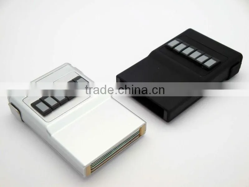 CREDIT CARD HOLDER