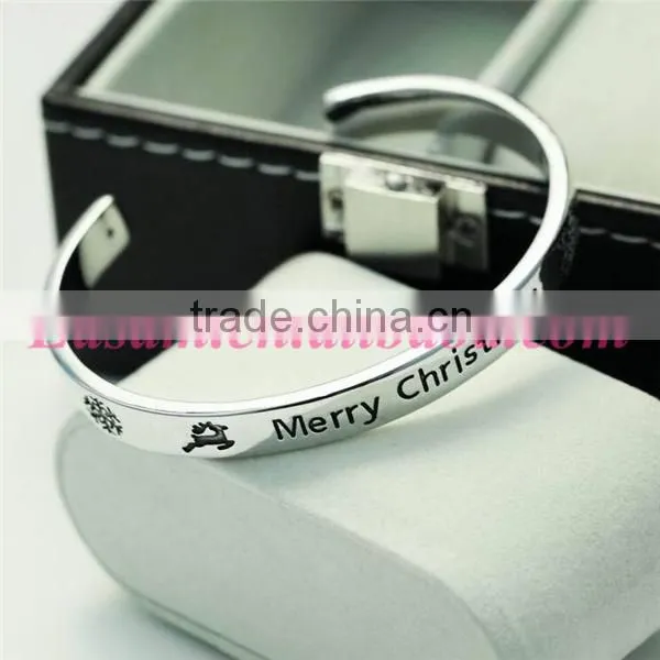 Zinc alloy main material christmas jewelry letter christmas element cuff bangle