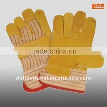 Leather gloves