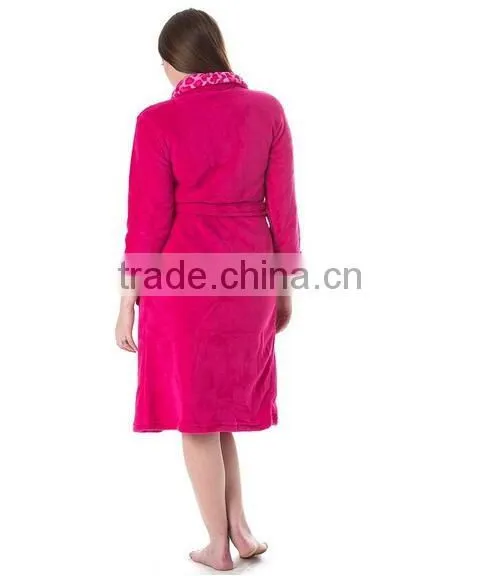 Women's Print Collar Solid Plush Robe--Pink