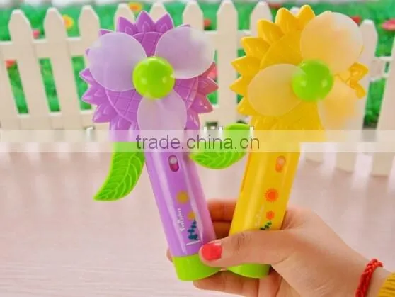 New style mini water spray fan portable mini fan handheld mini fan