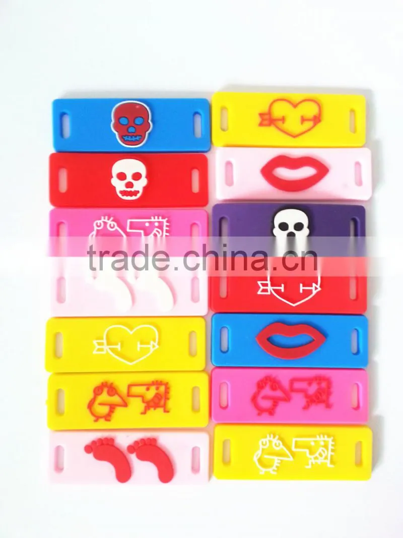 factory supply Wholesale plastic football shape shoe buckles