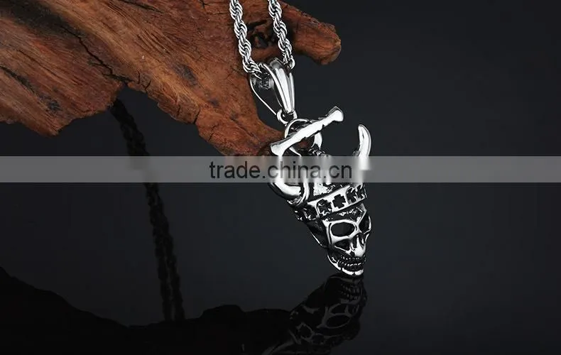 Stainless steel casting unique skull style horn pendant