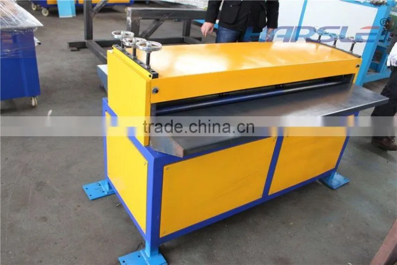 Hot Sale 1.3 m supply duct solid five-line beading machine four roller beading machine specializing