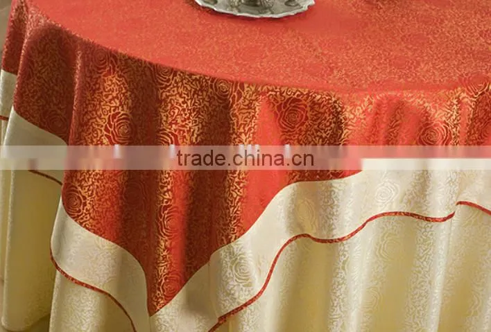 New woven table cloth with polyester fabric