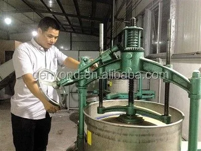 Black Tea Rolling Machine / Black Tea Twisting Machine