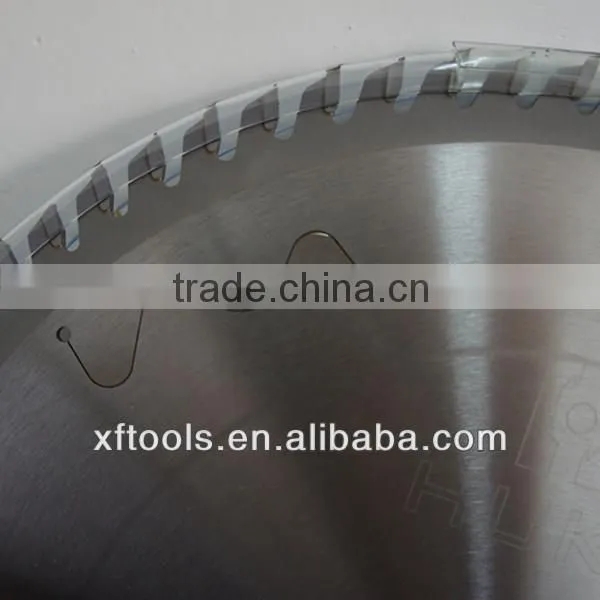 Hukay saw to cutting MDF