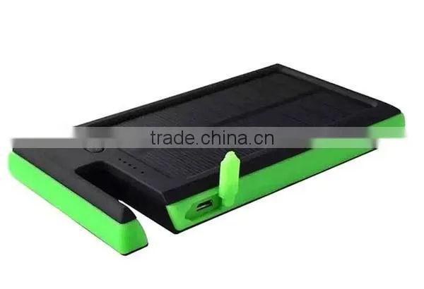 AWC940 Waterproof 8000mAh Solar Cell Power Bank with Holder 3.7v Mobile Phone Battery Portable Battery Charger