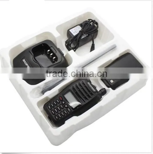 Poetable dual band BAOFENG UVB6 two way radio FM radio