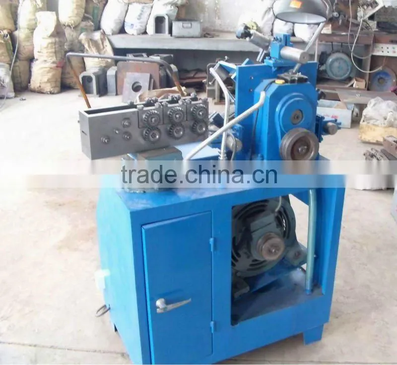 Spiral corrugated steel pipe making machine with stable performance