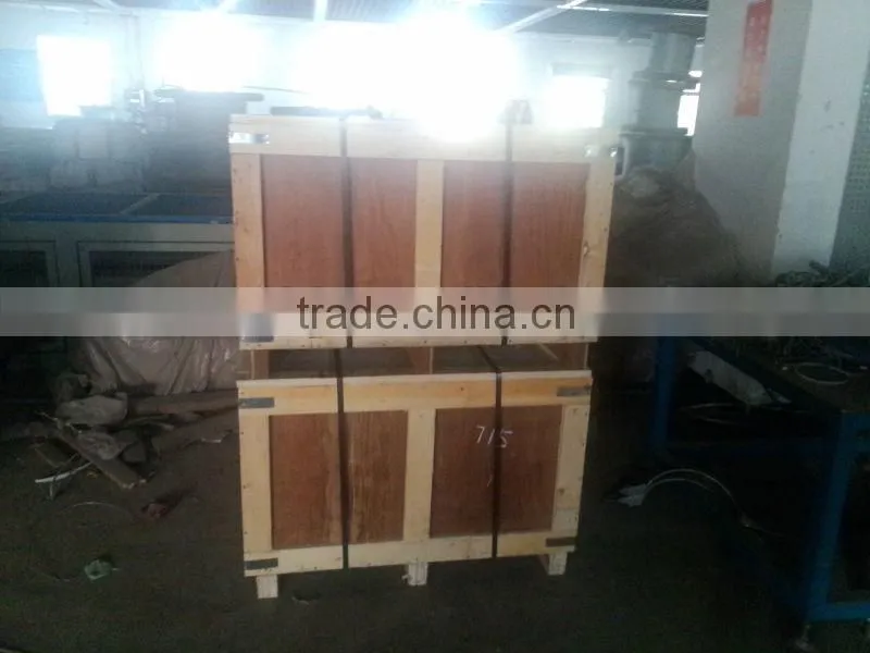 Suspension clamp with armour ro for OPGW cable