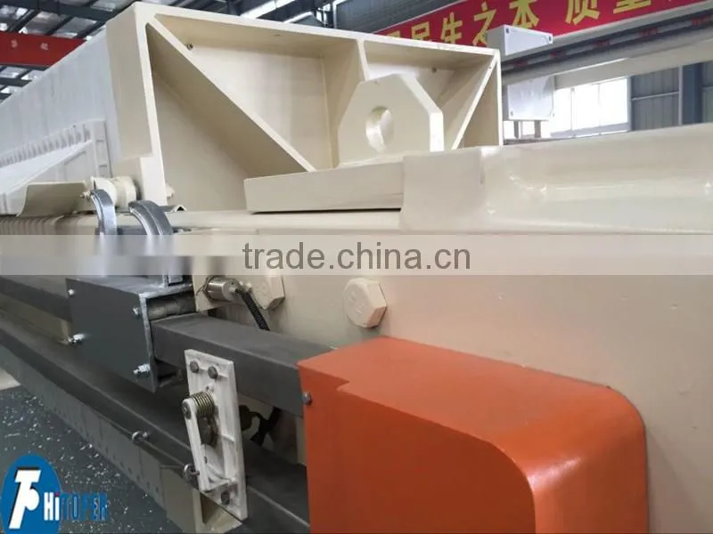 Auto recessed solid and liquid separation filter press
