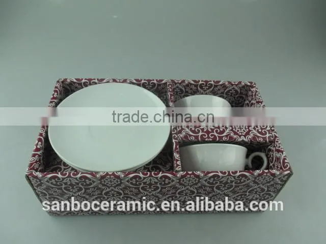 Stock cheap White Ceramic tea cup and saucer with Gife Box