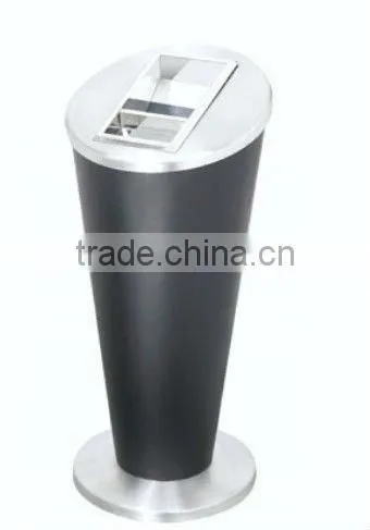Hotel parlor ashtray dustbin