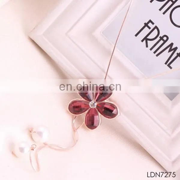 Champagne flower pendant pearl tassel necklace