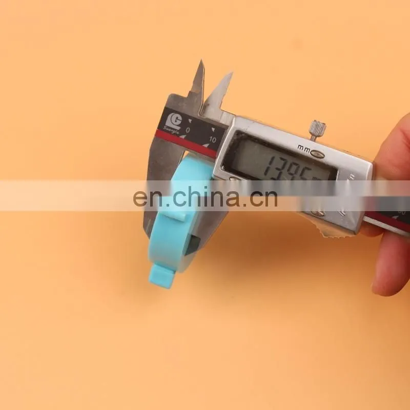 Cheap oem mini small lovely plastic retractable mini plastic tape measure for kids
