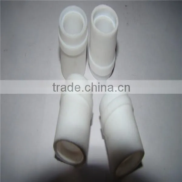 Ceramic gas shield cover in MIG welding torch