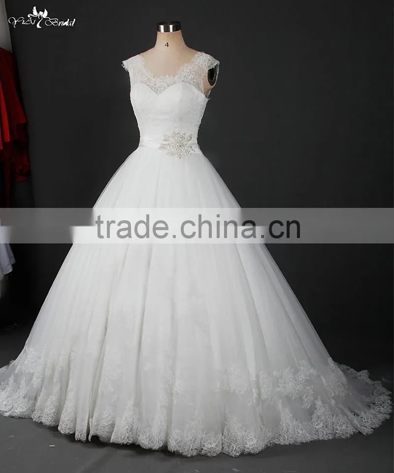 RSW912 Wholesale Alibaba Scoop Neckline Vintage Lace Wedding Dresses 2016 With Belt Bridal Ball Gown Wedding Gown