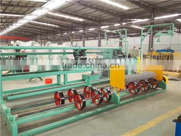 Plastic coated chain link mesh machine