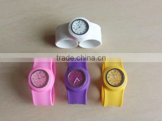 Wholesale Automatic fashion watches silicone wristwatches