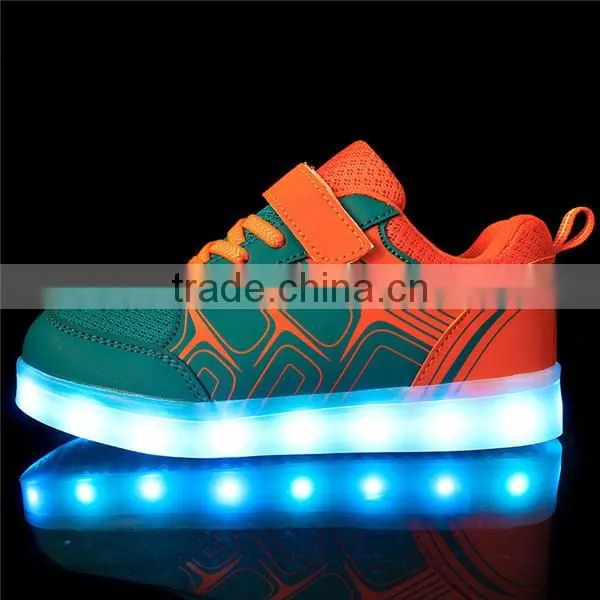 New Fashion 7 Colors Flashing light up Kids shoes with Led