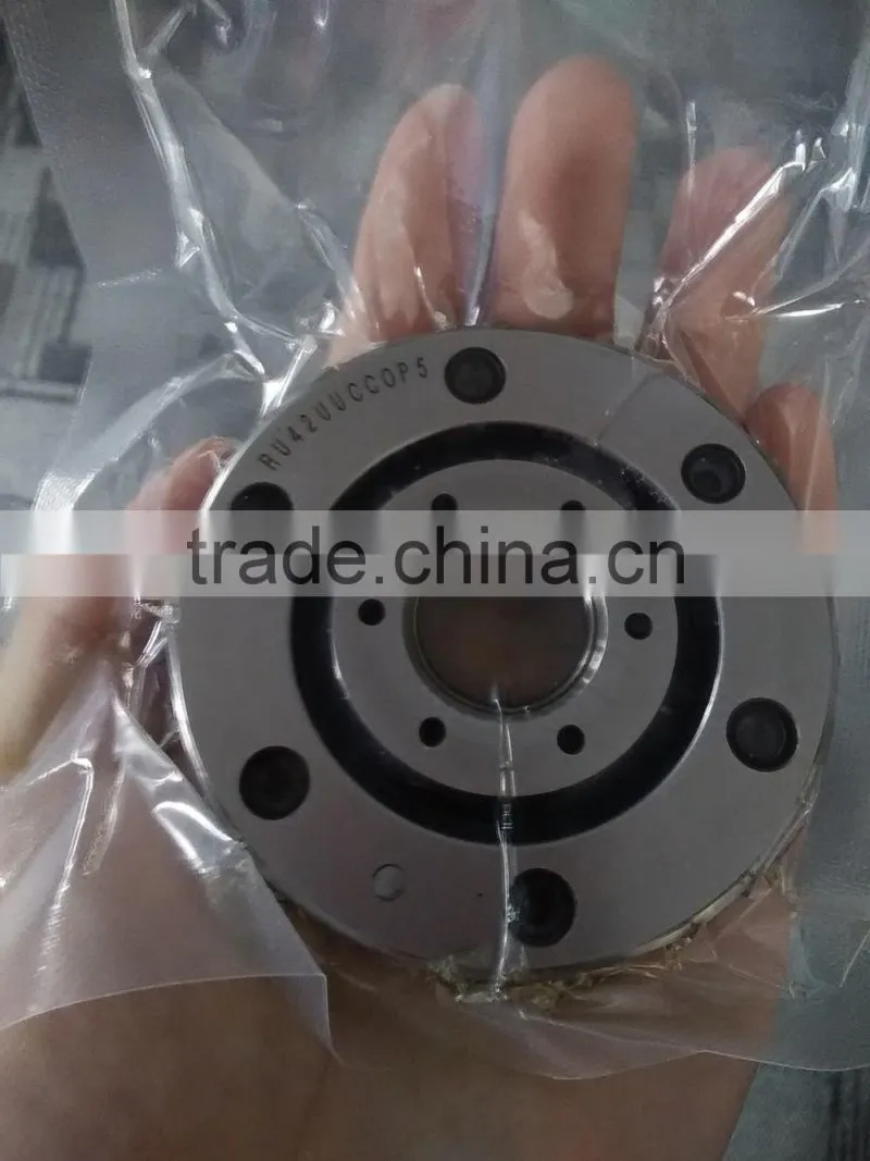 slewing bearing / Crossed Roller Bearing RU42