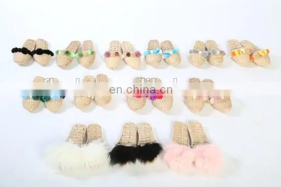 Wholesale handwoven grass slippers beach shoes house shoes woman's slippers