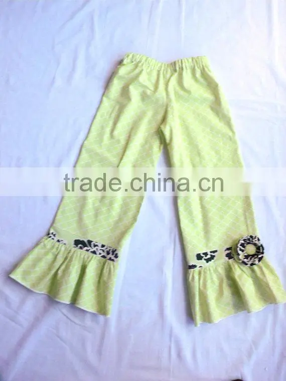 Two tier ruffled shorts for little girls, little girls shorts, girls capri pants, girls ruffled capris, little girls summer shor