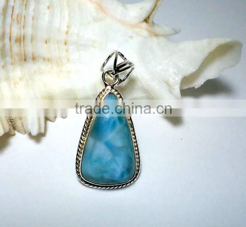 Rainbow Moonstone Cabochon Oval 925 Sterling Silver Pendants , Designer Silver Pendants, Fashionable Silver Pendant