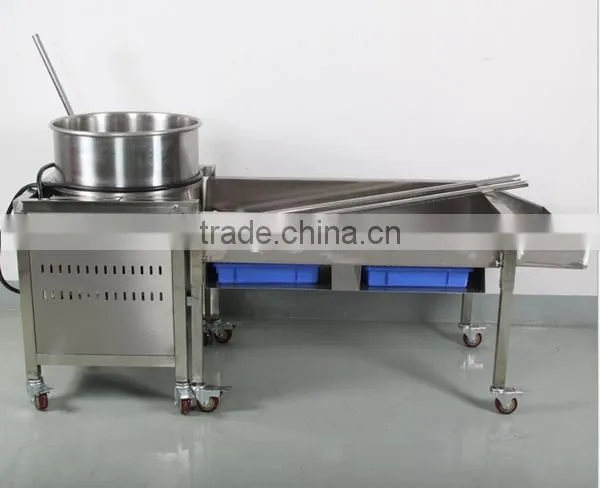 Industrial Popcorn Machine with wheels for sale