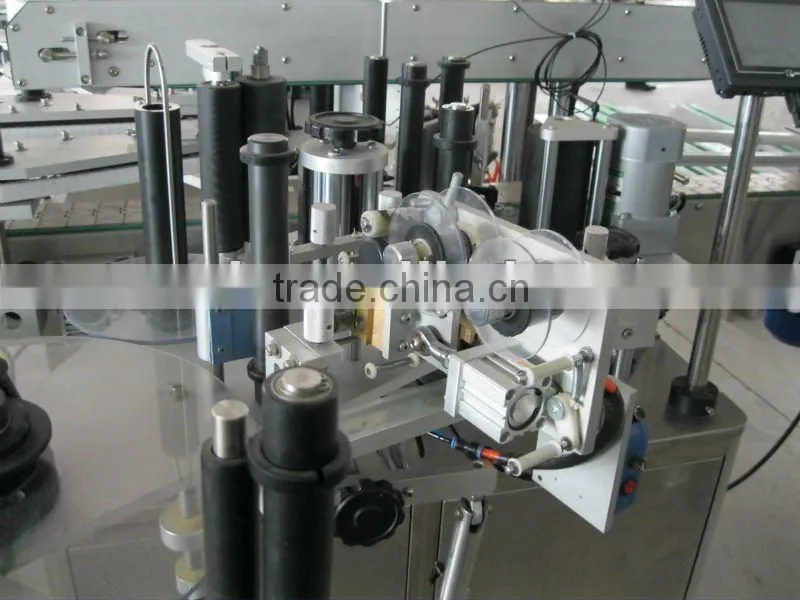 NP-TS automatic flat bottle label machine
