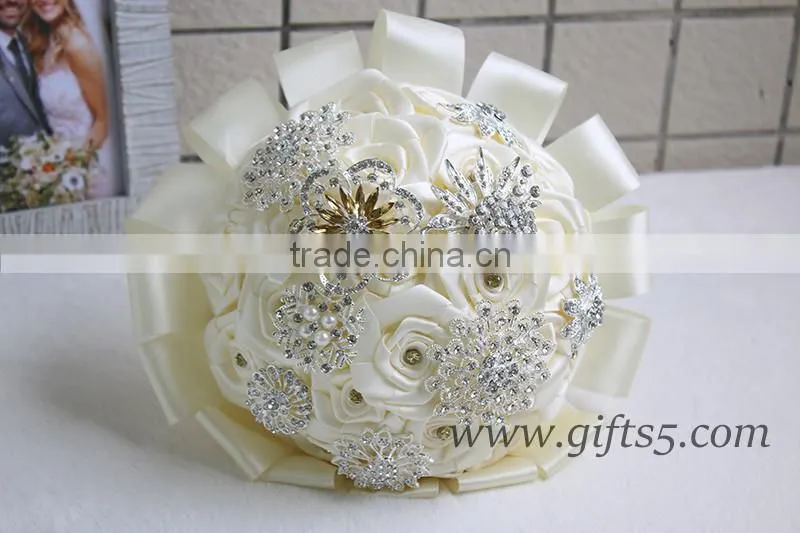 Graceful Wedding Bouquet Handmade Roses Bow Knot Wedding Flowers