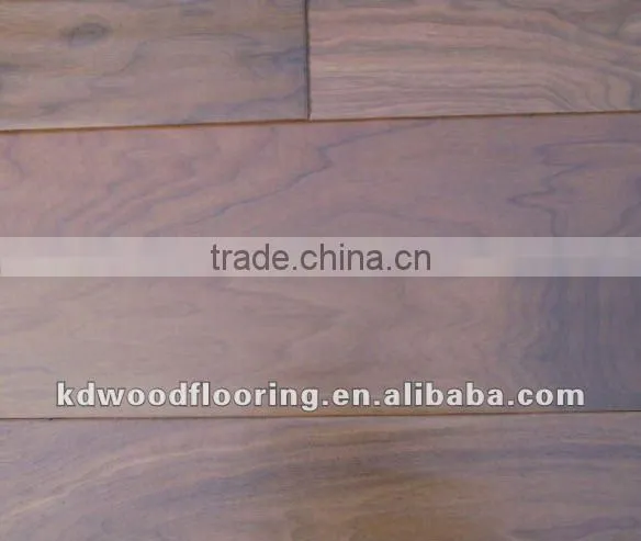 Hand-scraped natural American walnut eigneered wood flooring with UV Coating
