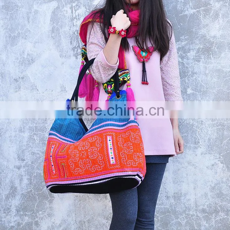 National style cheap canvas women shoulder bag among embroidery handbag