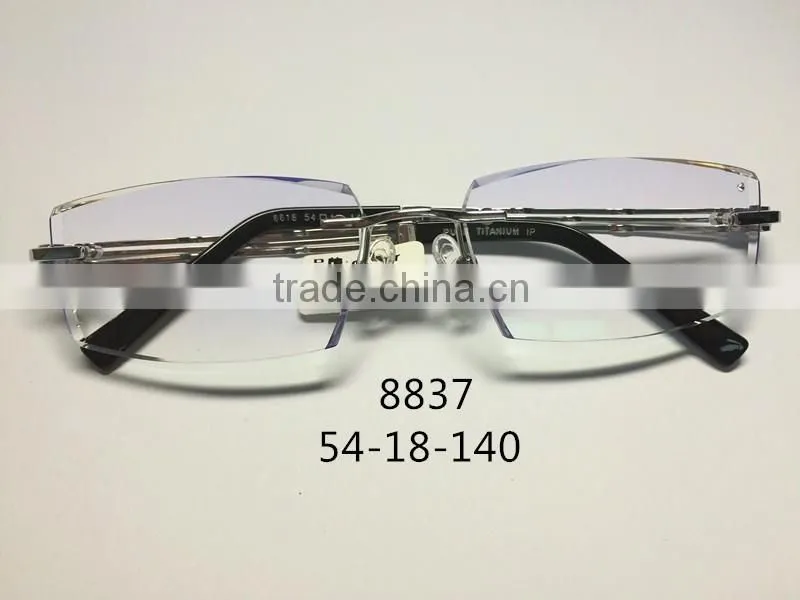 2016 Beautiful style diamond cut optical glasses 8837