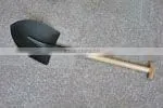 Long handle wooden shovel & spade S518-2L