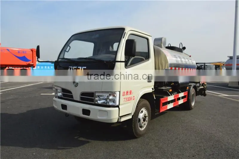 Dongfeng 4000L pitch sprayer truck for sale