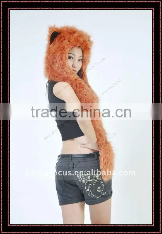 FURRY HATS WITH PAWS GOLD WOLF