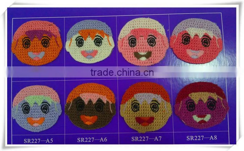 Best sell customized machine embroidered patches for garments clothing
