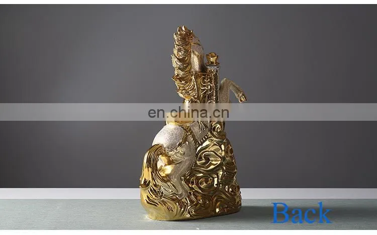 Design Custom Made 2500ml Ceramic Horse Shape Wine Bottle for Liquor/Whisky/Brandy