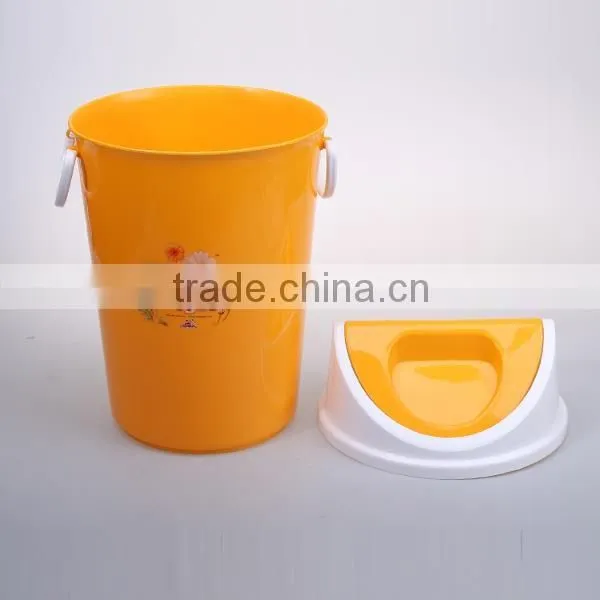 household simple design plastic trash bin with lid
