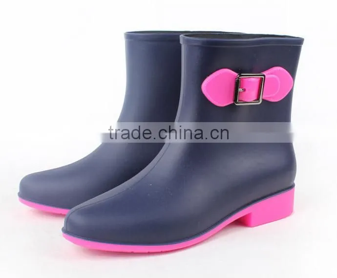 2015 new style garden rubber PVC cheap clear women raining boots