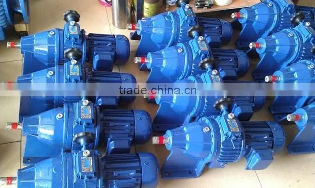 Variable speed electromotor gearboxes