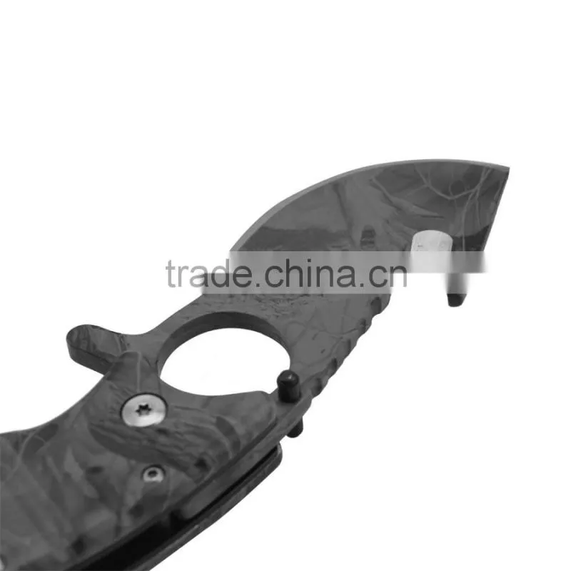 Outdoor Camping Hunting Knife Folding Knife Defense Bear Claw Knives